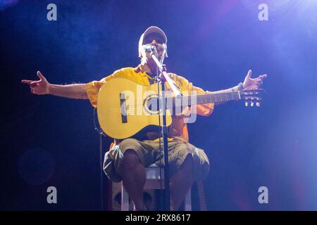 Bergamo, Italien. September 2023. NXT Station, Bergamo, Italien, 23. September 2023, Manu Chao während Manu Chao - Manu Chao Acustico - Musikkonzert Credit: Live Media Publishing Group/Alamy Live News Stockfoto