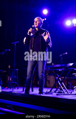 Santa Barbara, USA. September 2023. Ellen DeGeneres, Herbst One805LIVE! Festival auf dem Anwesen am Meer von Kevin und Christine Costner am 22. September 23 in Summerland, CA. Die Erlöse des Festivals gehen auf die Unterstützung von Ersthelfern im gesamten Santa Barbara County. (Foto: Rod Rolle/SIPA USA) Credit: SIPA USA/Alamy Live News Stockfoto