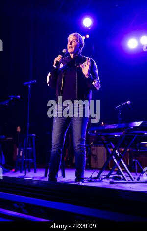 Santa Barbara, USA. September 2023. Ellen DeGeneres, Herbst One805LIVE! Festival auf dem Anwesen am Meer von Kevin und Christine Costner am 22. September 23 in Summerland, CA. Die Erlöse des Festivals gehen auf die Unterstützung von Ersthelfern im gesamten Santa Barbara County. (Foto: Rod Rolle/SIPA USA) Credit: SIPA USA/Alamy Live News Stockfoto