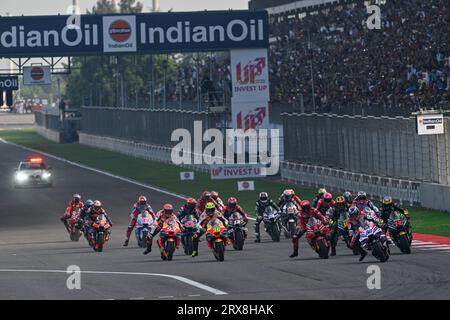 Greater Noida, Indien. September 2023. Qualifying and Sprint Race of Indian Oil Grand Prix of India auf dem Buddh International Circuit, 23. September 2023 in Picture: Start Sprint Race POOL/MotoGP.com/Cordon Pressebilder sind nur zur redaktionellen Verwendung bestimmt. Obligatorische Gutschrift: © MotoGP.com Credit: CORDON PRESS/Alamy Live News Stockfoto