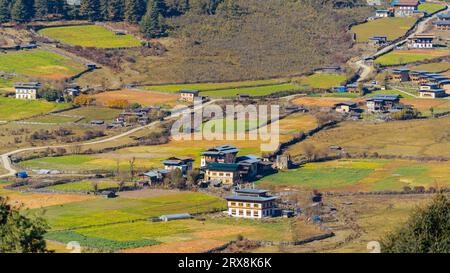 Wunderschönes Phobjikha Dorf Verstreut Stockfoto