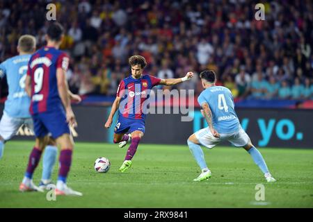 Barcelona, Spanien. September 2023. Joao Felix (2. R) aus Barcelona erhält die Chance, bei einem Fußballspiel der La Liga zwischen Barcelona und Celta Vigo in Barcelona, Spanien, am 23. September 2023 zu Punkten. Quelle: Joan Gosa/Xinhua/Alamy Live News Stockfoto