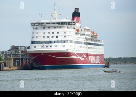 HELSINKI, FINNLAND - 11. JUNI 2017: Seefähre „Gabriella“ im Hafen von Helsinki aus nächster Nähe Stockfoto