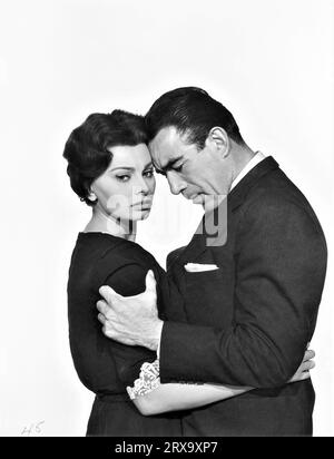 SOPHIA LOREN und ANTHONY QUINN in THE BLACK ORCHID (1958), Regie: MARTIN RITT. Credit: PARAMOUNT PICTURES / Album Stockfoto