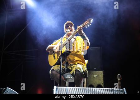 Bergamo, Italien. September 2023. Manu Chao während Manu Chao, Musikkonzert in Bergamo, Italien, 23. September 2023 Credit: Independent Photo Agency/Alamy Live News Stockfoto