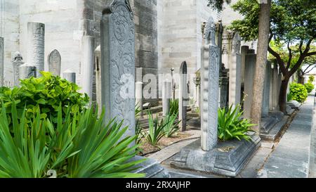 Mausoleum von Sultan Suleyman der prächtige in Istanbul Türkei. Das Kanuni Sultan Suleyman Turbesi befindet sich im Komplex der Suleymaniye Moschee. Stockfoto