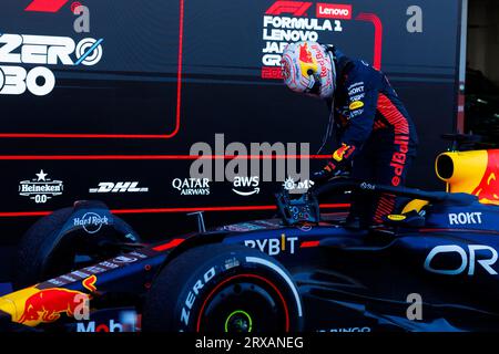 Suzuka Circuit, Suzuka, Japan. September 2023. 2023 Formel 1 Lenovo Grand Prix in Japan; Renntag; Max Verstappen gewinnt das Rennen bei der japanischen Formel 1 Credit: Action Plus Sports/Alamy Live News Stockfoto