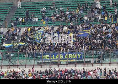 Mailand, Italien. September 2023. Sport, Fußball - Mailand gegen H Verona italienische Meisterschaft 2023/2024 - G. Meazza Stadion - im Bild: Supporters hellas verona Credit: Kines Milano/Alamy Live News Stockfoto