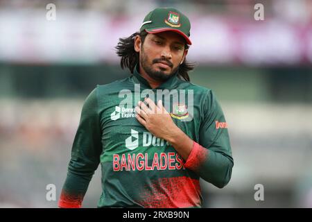 Bangladeshi Batter Anamul Haq Bijoy während des zweiten ODI-Spiels in Bangladesch und Neuseeland im Sher-e-Bangla National Cricket Stadium in Mirpur, Dhaka, Ba Stockfoto