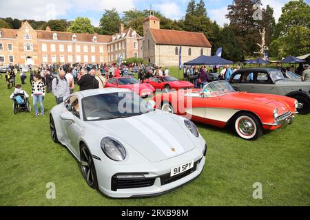 Stonor, Vereinigtes Königreich. September 2023. Besucher genossen das jährliche Treffen für Klassiker, Sport und Supersportwagen im Stonor Park in Oxfordshire. Porsche 911 Sport Classic. Uwe Deffner/Alamy Live News Stockfoto