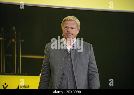 München, Deutschland. September 2023. Oliver Kahn bei der 10. Bits 'n Pretzels am 24.9.2023 in München. Die BNP wird Start-ups, Kunden und Investoren zusammenführen. Die Messe ist auf 5000 Besucher limitiert. Oliver Kahn bei den 10th Bits 'n Bretzels am 24. September 2023 in München. Die BNP will Start-ups, Kunden und Investoren zusammenbringen. Die Messe ist auf 5000 Besucher beschränkt. (Foto: Alexander Pohl/SIPA USA) Credit: SIPA USA/Alamy Live News Stockfoto