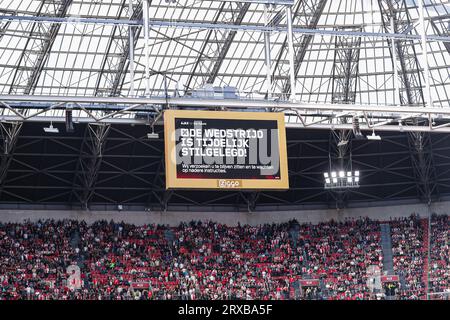 Amsterdam, Niederlande. September 2023. AMSTERDAM, NIEDERLANDE - 24. SEPTEMBER: Das Spiel zwischen Ajax und Feyenoord in der Johan Cruijff Arena am 24. September 2023 in Amsterdam wurde vorübergehend ausgesetzt. (Foto: Peter Lous/Orange Pictures) Credit: Orange Pics BV/Alamy Live News Stockfoto