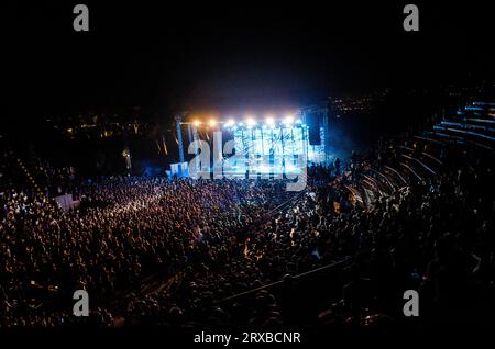 Dorfes of Ioannina City, Aufführung im Lycabettus Theater von Athen/Griechenland, September 2023 Stockfoto