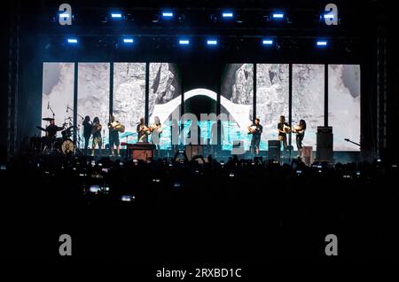 Dorfes of Ioannina City, Aufführung im Lycabettus Theater von Athen/Griechenland, September 2023 Stockfoto