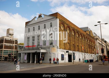 Das Old Vic Theatre, General View GV, The Old Vic ist ein Theater mit 1.000 Sitzplätzen am The Cut in Waterloo, London, England. Gegründet 1818 als Royal Co Stockfoto