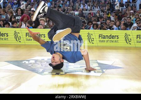 Leuven, Belgien. September 2023. Der japanische B-Boy Shigekix, auch bekannt als Shigeyuki Nakarai, tritt am Sonntag, den 24. September 2023, in der Endphase der Break World Championships in Löwen auf. BELGA PHOTO NICOLAS MAETERLINCK Credit: Belga News Agency/Alamy Live News Stockfoto