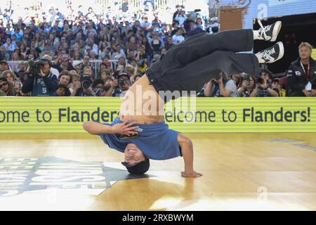 Leuven, Belgien. September 2023. Der japanische B-Boy Shigekix, auch bekannt als Shigeyuki Nakarai, tritt am Sonntag, den 24. September 2023, in der Endphase der Break World Championships in Löwen auf. BELGA PHOTO NICOLAS MAETERLINCK Credit: Belga News Agency/Alamy Live News Stockfoto