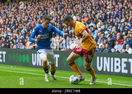 Glasgow, Großbritannien. September 2023. Die Rangers spielten Motherwell im Ibrox-Stadion in Glasgow, Sscotland, Großbritannien, bei einem Fußballspiel der schottischen Premiership. PreMatch, Motherwell liegen in der Liga über den Rangers, mit nur einem Punkt Unterschied. Quelle: Findlay/Alamy Live News Stockfoto