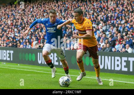 Glasgow, Großbritannien. September 2023. Die Rangers spielten Motherwell im Ibrox-Stadion in Glasgow, Sscotland, Großbritannien, bei einem Fußballspiel der schottischen Premiership. PreMatch, Motherwell liegen in der Liga über den Rangers, mit nur einem Punkt Unterschied. Quelle: Findlay/Alamy Live News Stockfoto