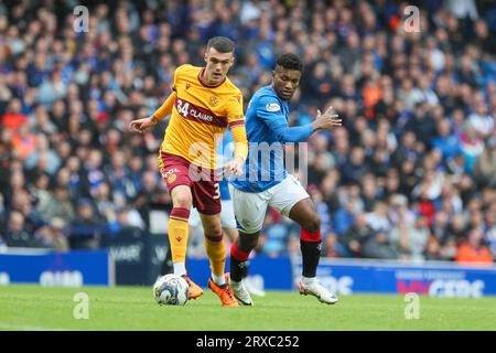 Glasgow, Großbritannien. September 2023. Die Rangers spielten Motherwell im Ibrox-Stadion in Glasgow, Sscotland, Großbritannien, bei einem Fußballspiel der schottischen Premiership. PreMatch, Motherwell liegen in der Liga über den Rangers, mit nur einem Punkt Unterschied. Quelle: Findlay/Alamy Live News Stockfoto