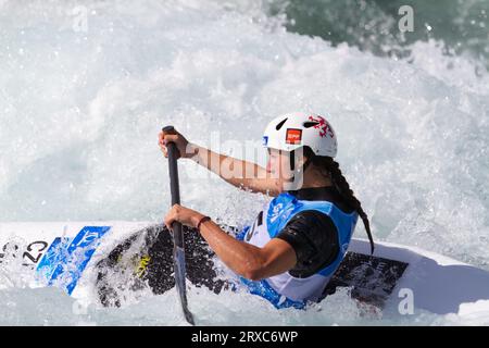 Gabriela Satkova nimmt an der C1 der Frauen bei den ICF Canoe Slalom World Championships Teil, die im Lee Valley White Water Centre ausgetragen werden. Stockfoto