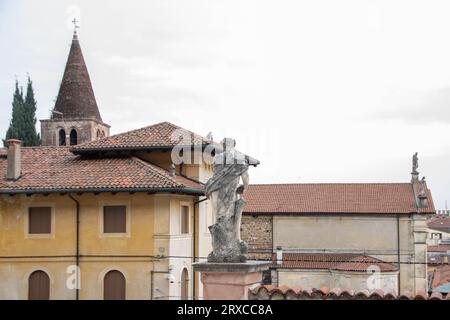 Blick auf das alte mittelalterliche Zentrum von Marostica, Venetien, Italien Stockfoto