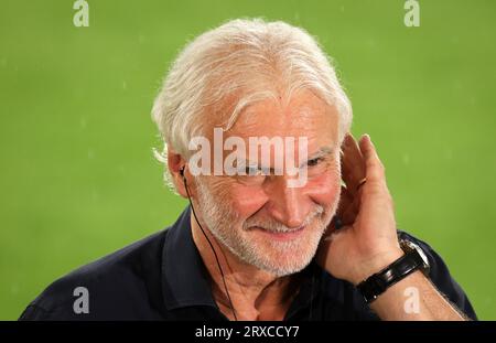 Sportdirektor und Interimstrainer Rudi Voeller aus Deutschland Fussball LŠnderspiel Deutschland - Frankreich 2:1 © diebilderwelt / Alamy Live News Stockfoto