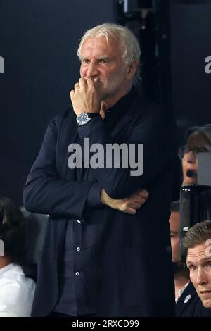 Sportdirektor und Interimstrainer Rudi Voeller aus Deutschland Fussball LŠnderspiel Deutschland - Frankreich © diebilderwelt / Alamy Live News Stockfoto