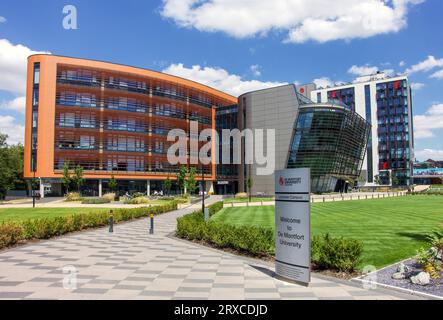 Neue, moderne Architektur des Vijay Patel Gebäude in der Nähe des Eingang De Montford Universität Campus, Leicester, England, Großbritannien Stockfoto