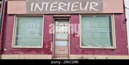 Stillgelegtes Geschäft, Rue, Picardie, Hauts-de-France, Frankreich Stockfoto