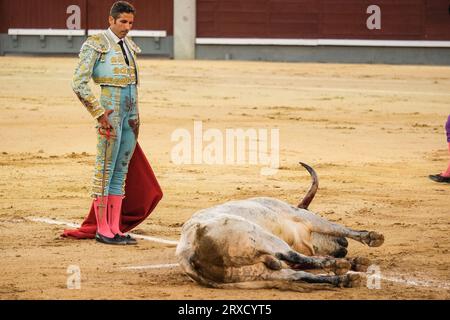 Der Stierkämpfer Serafín Marín während des Stierkampfes von Corrida de Toros auf der Plaza de las Ventas in Madrid, 24. September 2023 Spanien (Foto: Oscar) Stockfoto