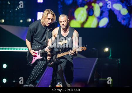 Manchester, Großbritannien. September 2023. James Bourne, Matt Willis und Charlie Simpson von der Band Busted treten in der Manchester AO Arena auf. 24 . 2023 . Quelle: Gary Mather/Alamy Live News Stockfoto