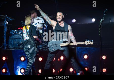 Manchester, Großbritannien. September 2023. James Bourne, Matt Willis und Charlie Simpson von der Band Busted treten in der Manchester AO Arena auf. 24 . 2023 . Quelle: Gary Mather/Alamy Live News Stockfoto