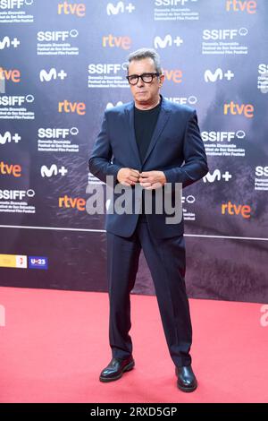 Donostia/San Sebastian, Spanien. , . Andreu Buenafuente besuchte am 24. September 2023 das „El sueno de la sultana“ Red Carpet während des 71. San Sebastian International Film Festivals im Kursaal Theatre in Donostia/San Sebastian, Spanien Credit: MPG/Alamy Live News Stockfoto