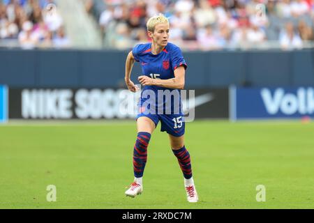 Chicago, USA. September 2023. Chicago, USA, 24. September 2023: Megan Rapinoe (15 USA) läuft während des internationalen Freundschaftsspiels zwischen der US Women's National Soccer Team und Südafrika am Sonntag, den 24. September im Soldier Field, Chicago, USA. (KEINE KOMMERZIELLE NUTZUNG). (Shaina Benhiyoun/SPP) Credit: SPP Sport Press Photo. Alamy Live News Stockfoto