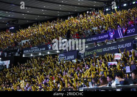 Tokio, Japan. September 2023. Japan Fans Volleyball : FIVB Road to Paris Volleyball Qualifier/World Cup 2023 Japan, Turnierspiel der Frauen zwischen Japan 1-3 Türkei im Yoyogi National Stadium in Tokio, Japan. Quelle: Yohei Osada/AFLO SPORT/Alamy Live News Stockfoto