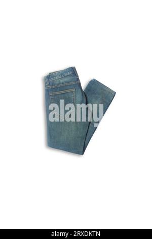 Denim-Textur in Nahansicht mit Kopierraum isolieren auf weißem Hintergrund mit Beschneidungspfad. Blaue Jeans ohne Naht mit Makro für Voreinstellung über c Stockfoto