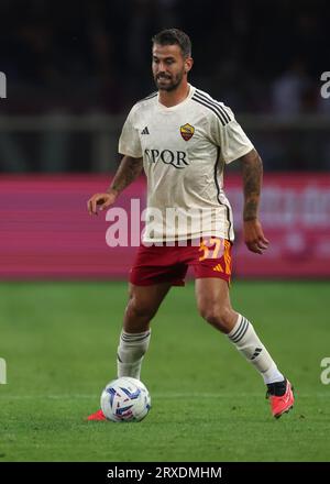 Turin, Italien. September 2023. Leonardo Spinazzola von AS Roma während des Spiels der Serie A im Stadio Grande Torino in Turin. Auf dem Bild sollte stehen: Jonathan Moscrop/Sportimage Credit: Sportimage Ltd/Alamy Live News Stockfoto