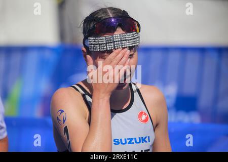 Pontevedra, Galicien, Spanien. September 2023. Pontevedra, Spanien, 24. September 2023: Deutsche Triathletin Selina Klamt während der Frauen-U23-Triathlon-Weltmeisterschaft 2023 am 24. September 2023 in Pontevedra, Spanien. (Bild: © Alberto Brevers/Pacific Press über ZUMA Press Wire) NUR REDAKTIONELLE VERWENDUNG! Nicht für kommerzielle ZWECKE! Stockfoto