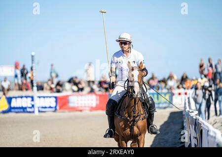 Rostock, Warnemünde Deutschland 24. September 2023: Beach Polo Masters Warnemünde 2023 Im Bild: Ken Kawamoto Stockfoto