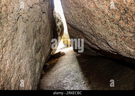 Geologische Granit- und Felsformationen im Texas Hill Country, Enchanted Rock State Park, Texas Stockfoto