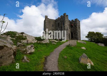 CARN BREA CASTLE TOR UND DENKMAL REDRUTH CORNWALL Stockfoto