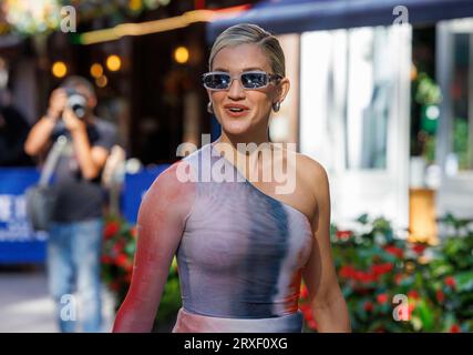 London, Großbritannien. September 2023 25. Ashley Roberts verlässt Global Radio nach ihrer Radiosendung. Quelle: Karl Black/Alamy Live News Stockfoto