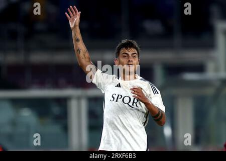 Turin, Italien. September 2023. Paulo Dybala von AS Roma zeigt während des Spiels der Serie A zwischen Torino FC und AS Roma im Stadio Olimpico am 24. September 2023 in Turin, Italien. Dank: Marco Canoniero/Alamy Live News Stockfoto