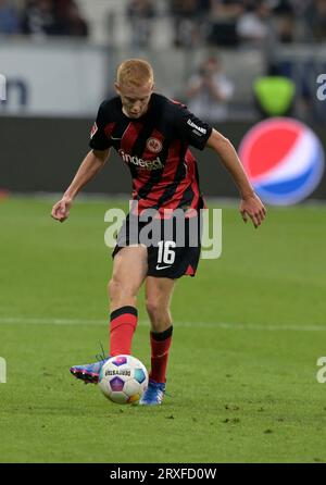 Frankfurt, Deutschland. September 2023. Hugo Larsson fotografiert beim Fußball Bundesliga Spiel Eintracht Frankfurt gegen den SC Freiburg am 24.9.2023 in Frankfurt. Quelle: dpa/Alamy Live News Stockfoto