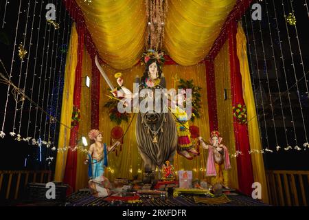Götterstatue der Göttin maa durga beim Navratri-Festival Stockfoto