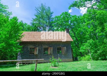 Die Baltimore Forest School, die „Cradle of Forestry“ genannt wird, befindet sich im Pisgah National Forest in North Carolina. Dies war die erste Forstschule in den USA. Stockfoto