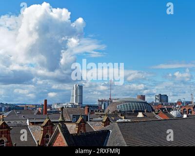 Großbritannien, West Yorkshire, Leeds Skyline, Bridgewater Place und Corn Exchange. Stockfoto