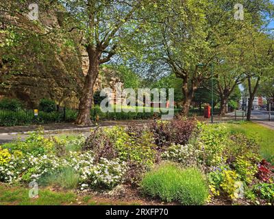 Großbritannien, Nottingham, Nottingham Castle, Castle Rock ab Peveril Drive. Stockfoto