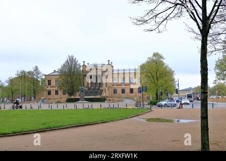 Mai 06 2023 - Schwerin, Mecklenburg-Vorpommern in Deutschland: Landesmuseum am See Stockfoto